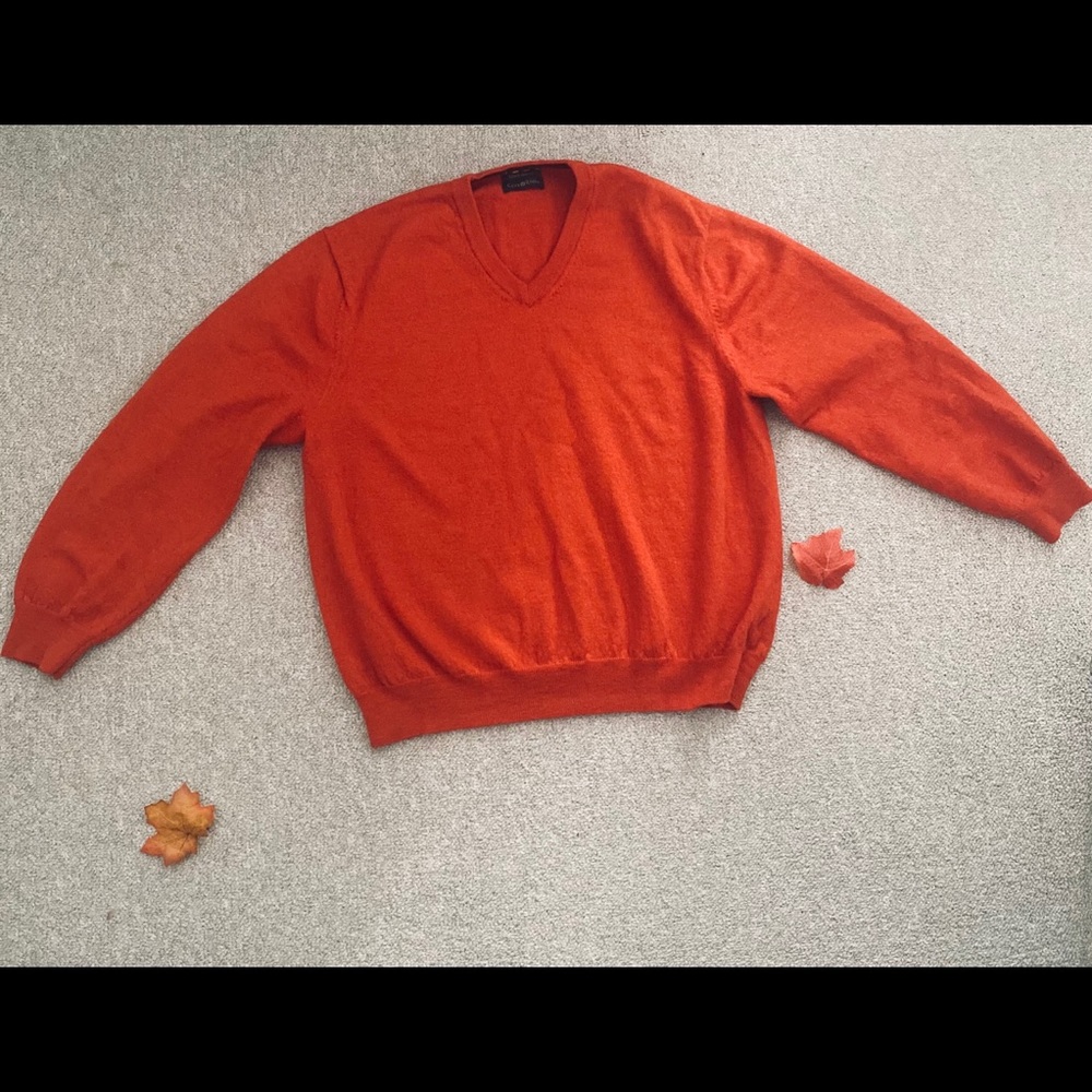 Club Room Orange Vneck Knit Sweater Size Medium Merino Wool Blend